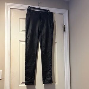 Stella Luce Faux Leather Skinny Pants in Black